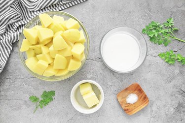 Ingredients for mashed potato topping