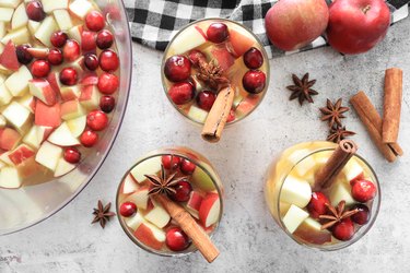 Apple cider sangria