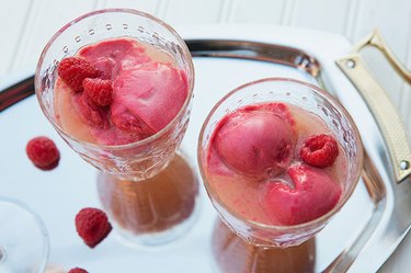 How to Make Raspberry Sorbetto Bellinis (& Mini Mocktails)