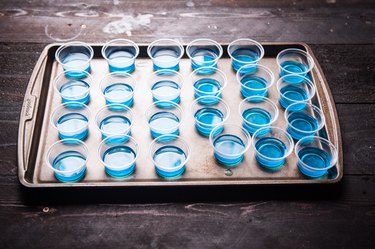 Layered Jello-O Shots Tutorial (Match Your NFL team Colors!)