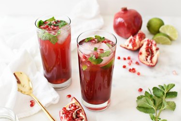 pomegranate mojito mocktail