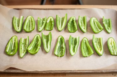 Baked Mac & Cheese Stuffed Jalapeños Recipe