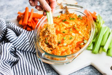 Buffalo Ranch Chicken Dip