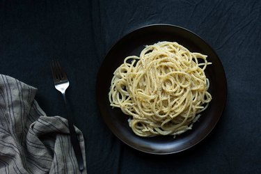 Cacio e Pepe Recipe | eHow