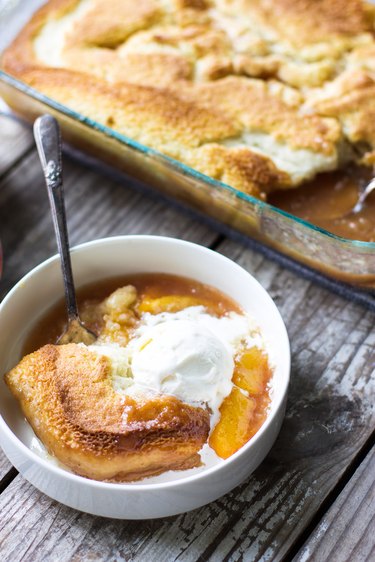 Delicious Homemade Peach Cobbler