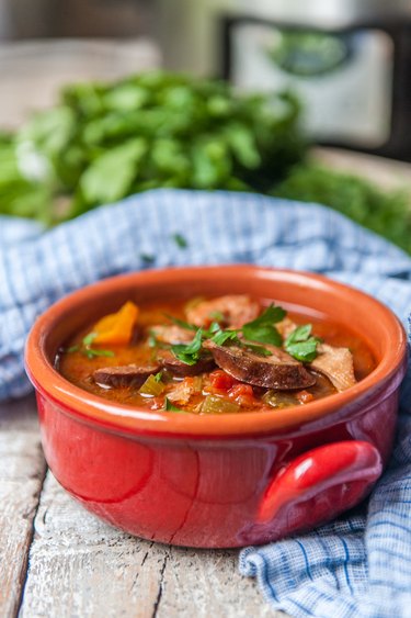 How to Make Gumbo in a Slow Cooker Tutorial