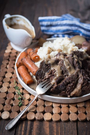 Crockpot Roast with Gravy Recipe