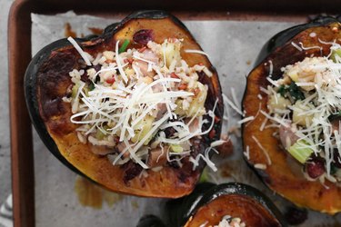 Stuff acorn squash