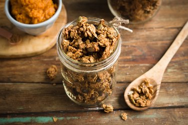 How to Make Pumpkin Spice Granola