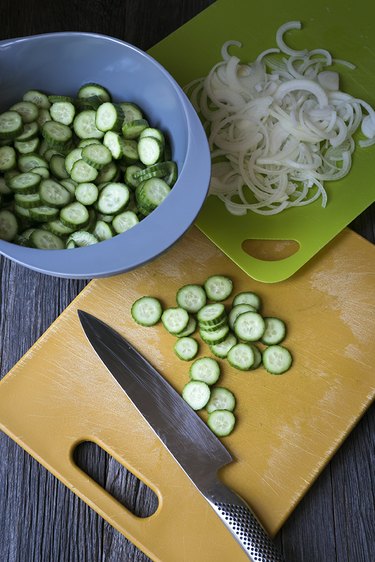 How to Make Bread-and-Butter Pickles | eHow