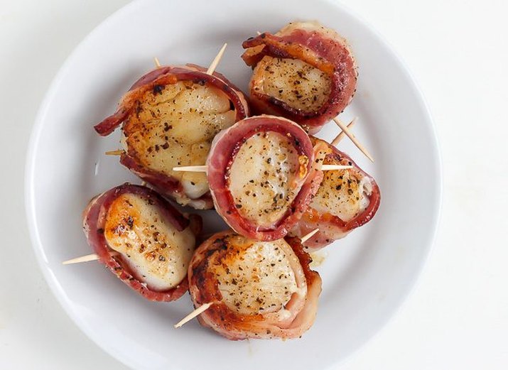 How to Make Bacon-Wrapped Scallops