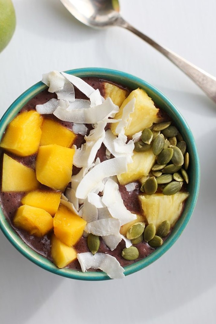 How to Make a Brazilian Acai Bowl