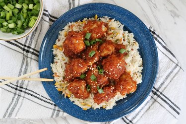 Vegan general tso's cauliflower