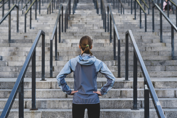 20 Full Body Stair Workouts for Weight Loss | If you're trying to lose weight and build muscle and stamina, climbing a set of stairs is a great way to get a full body workout! Whether you're using outdoor stairs, or have a staircase at home, we've curated 20 staircase workouts you can do anytime, anywhere! Choose between HIIT workouts for cardio, leg or glute workouts to target problem areas, or a full body workout to torch fat and calories. Better yet, combine 2 or more into your own routine!